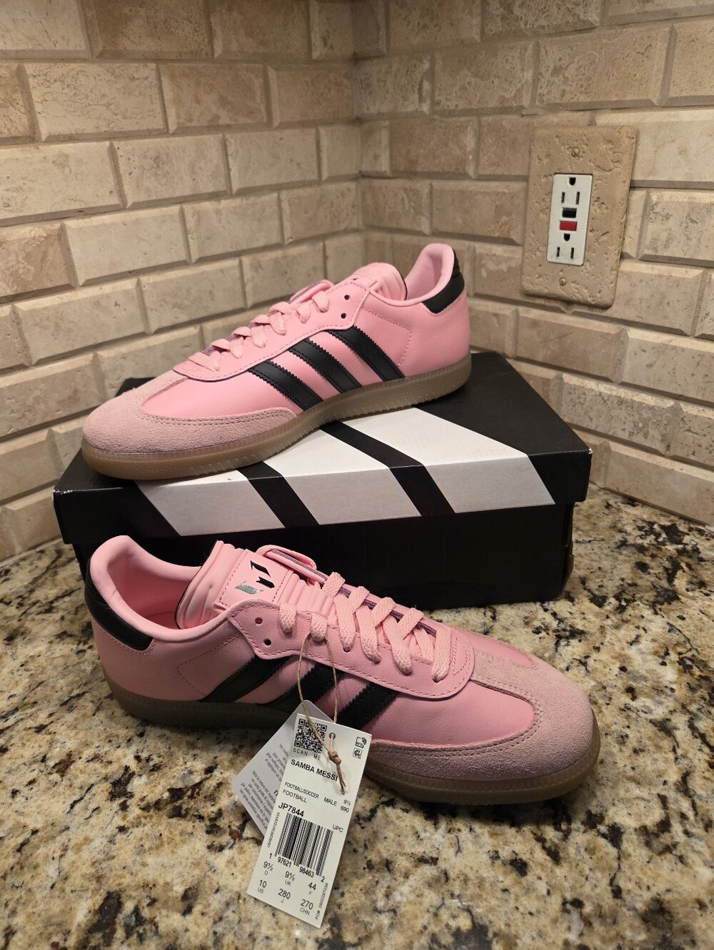 adidas Samba Messi Light Pink Black Gum Men’s Size 10 NWT Unworn